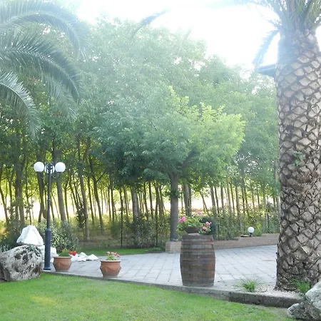 Daire Il Gheriglio Torano Nuovo